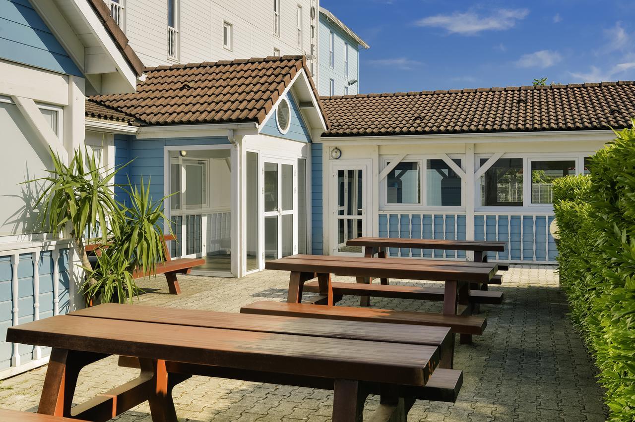 Ibis Budget Centre Hotel 2*